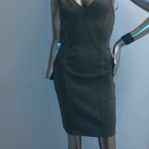 Tally weijl sweet pea green bodycon dress criss cross shoulder design size small - Picture 4 of 13